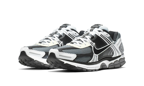 Nike Zoom Vomero 5 Black Metallic Silver