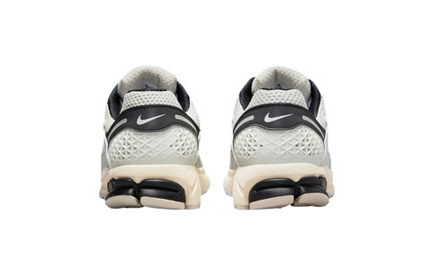 Nike Zoom Vomero 5 Supersonic Light Bone Black FN7649-110