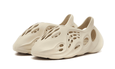 Adidas Yeezy Foam RNNR Sand FY4567 – DMP Kickz
